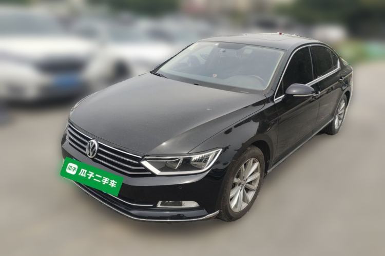 Used Volkswagen Magotan 2019 280TSI DSG Leading Model China V Standard Guazi used car, China used car export, Used car for sale, Used  cars, Cheapest cars for sale