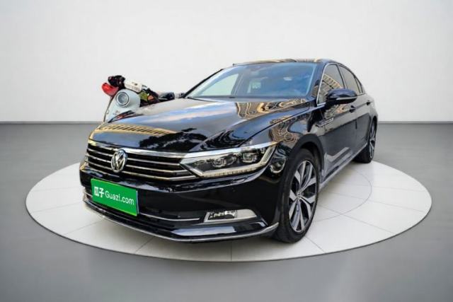 Volkswagen Magotan 2019 330TSI DSG Luxury Model China V Standard usata