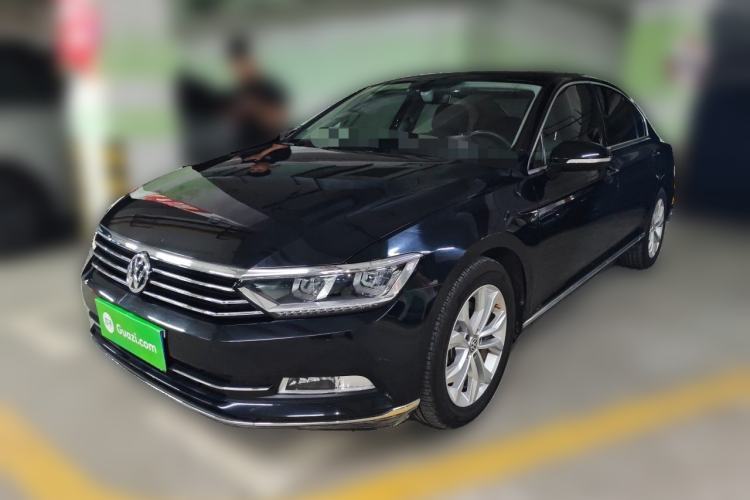 Used Volkswagen Magotan 2019 330TSI DSG Luxury Version China VI Standard Guazi used car, China used car export, Used car for sale, Used cars, Cheapest cars for sale
