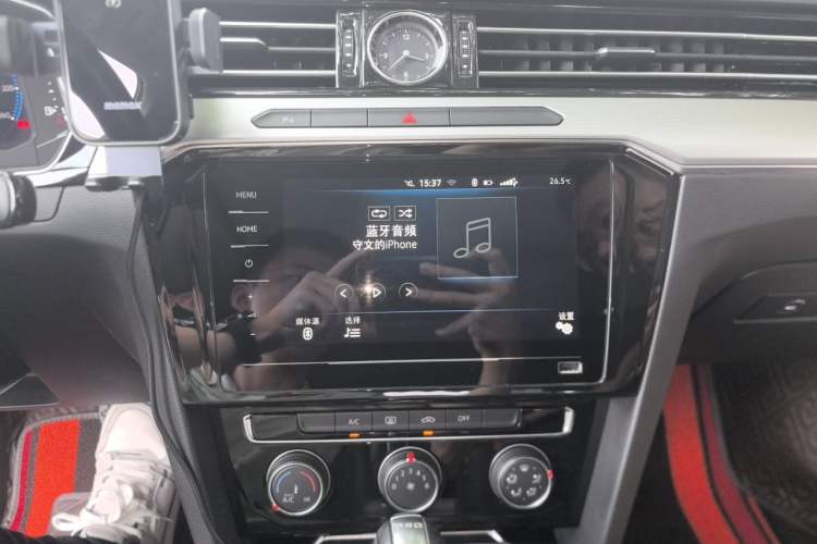Used Volkswagen Magotan 2019 330TSI DSG Leading Edition China V Standard Audio And AC Panel