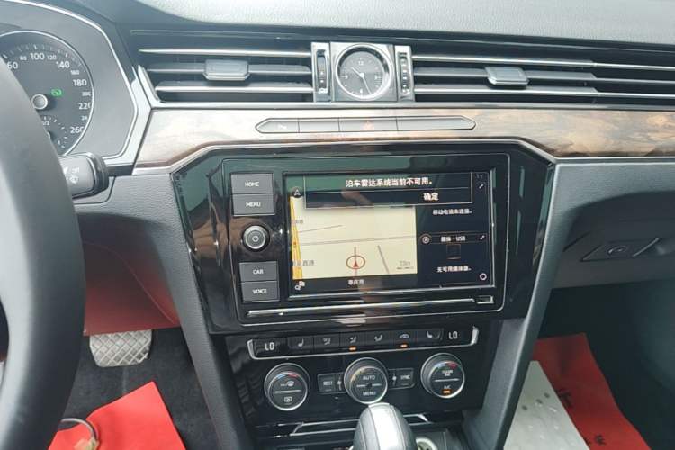 Used Volkswagen Magotan 2019 330TSI DSG Luxury Model China V Standard Audio And AC Panel