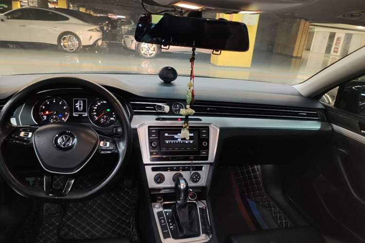 Used Volkswagen Magotan 2019 280TSI DSG Comfort Model China V Standard Audio And AC Panel