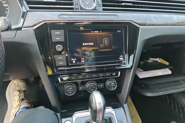 Used Volkswagen Magotan 2019 330TSI DSG Luxury Model China V Standard Audio And AC Panel
