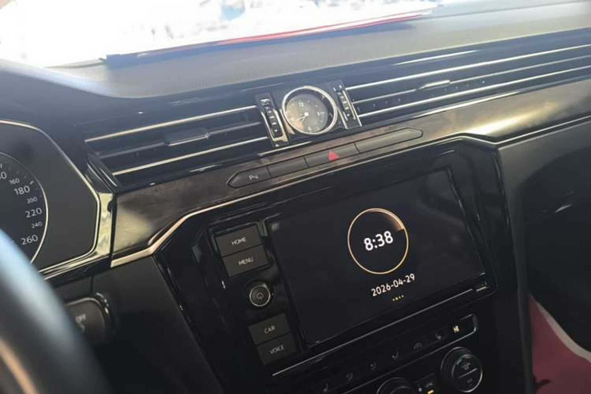 Used Volkswagen Magotan 2019 330TSI DSG Luxury Model China V Standard Audio And AC Panel