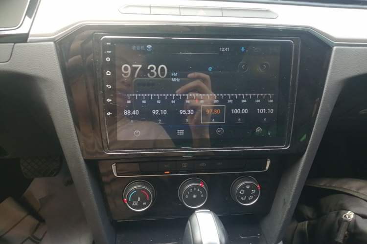 Used Volkswagen Magotan 2019 280TSI DSG Leading Model China VI Standard Audio And AC Panel