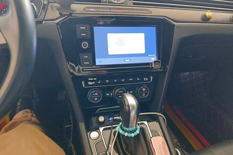 Used Volkswagen Magotan 2019 330TSI DSG Luxury Model China V Standard Audio And AC Panel