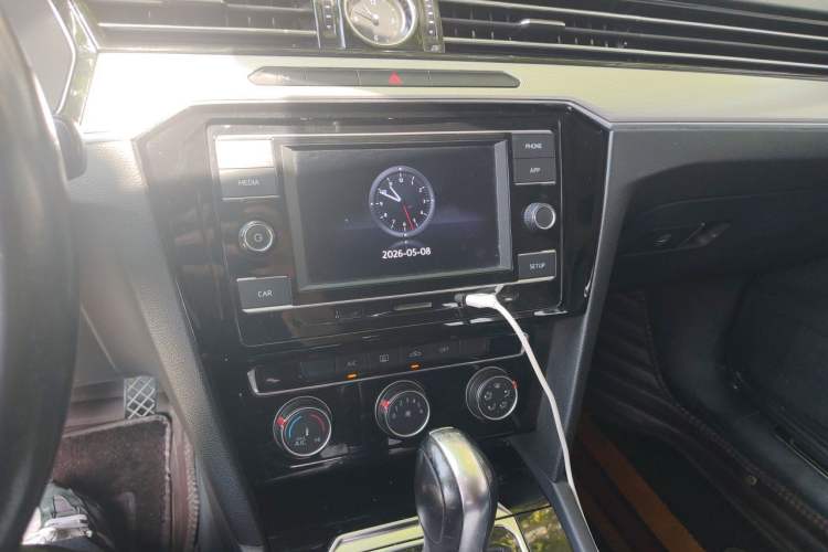 Used Volkswagen Magotan 2019 330TSI DSG Leading Edition China V Standard Audio And AC Panel