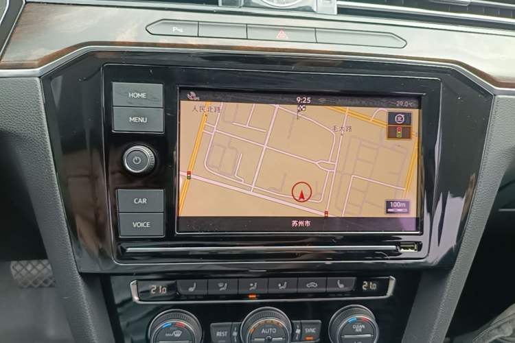 Used Volkswagen Magotan 2019 330TSI DSG Luxury Model China V Standard Audio And AC Panel