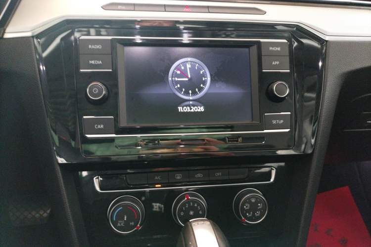 Used Volkswagen Magotan 2019 330TSI DSG Leading Edition China V Standard Audio And AC Panel