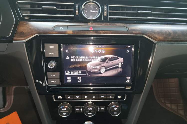 Used Volkswagen Magotan 2019 330TSI DSG Luxury Model China V Standard Audio And AC Panel