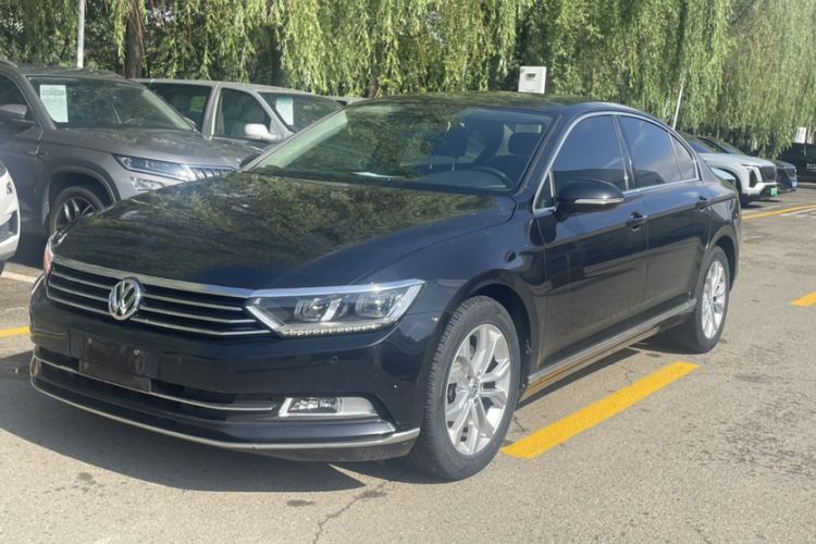 Used Volkswagen Magotan 2019 330TSI DSG Luxury Version China VI Standard Guazi used car, China used car export, Used car for sale, Used  cars, Cheapest cars for sale