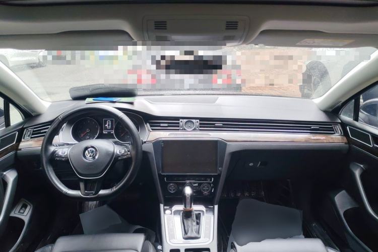 Used Volkswagen Magotan 2019 380TSI DSG Luxury Model China V Standard Center Console