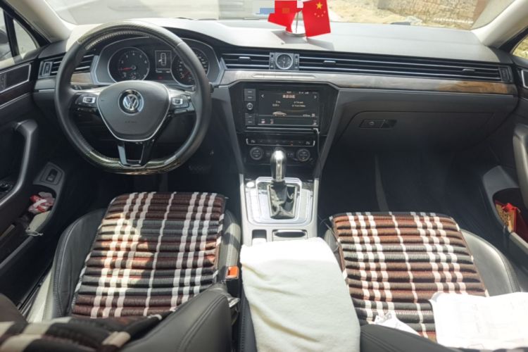 Used Volkswagen Magotan 2019 380TSI DSG Luxury Model China V Standard Center Console