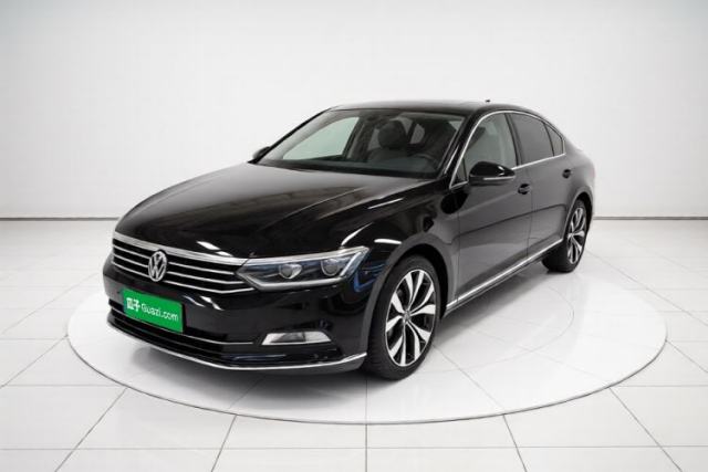 Volkswagen Magotan 2019 330TSI DSG Luxury Version China VI Standard usado