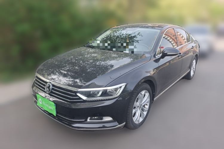 Used Volkswagen Magotan 2019 330TSI DSG Luxury Model China V Standard Guazi used car, China used car export, Used car for sale, Used  cars, Cheapest cars for sale
