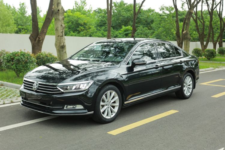 Used Volkswagen Magotan 2019 330TSI DSG Leading Edition China V Standard Guazi used car, China used car export, Used car for sale, Used cars, Cheapest cars for sale