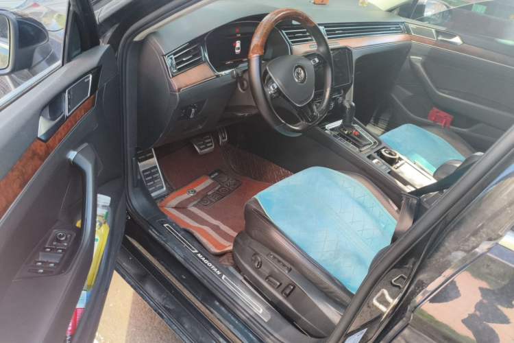 Used Volkswagen Magotan 2019 380TSI DSG Prestige Model China VI Standard Driver Seat