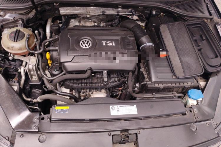 Used Volkswagen Magotan 2019 380TSI DSG Luxury Model China V Standard Engine Bay