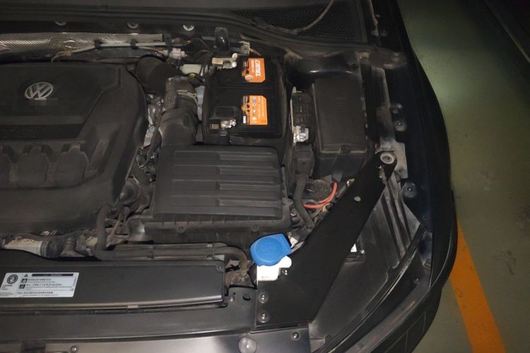 Used Volkswagen Magotan 2019 330TSI DSG Luxury Model China V Standard Engine Bay Left