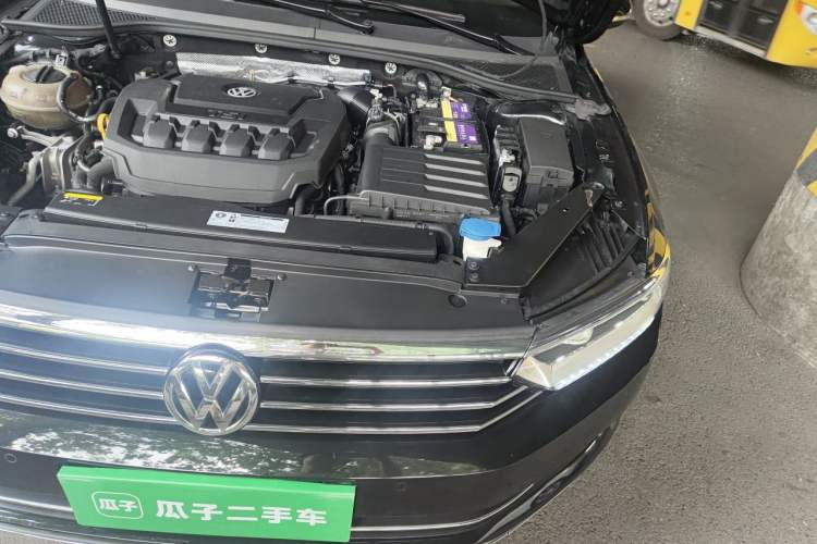 Used Volkswagen Magotan 2019 330TSI DSG Luxury Model China V Standard Engine Bay Left