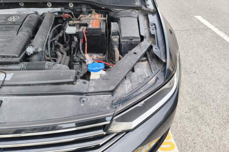 Used Volkswagen Magotan 2019 280TSI DSG Comfort Model China V Standard Engine Bay Left
