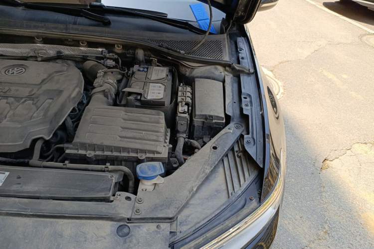 Used Volkswagen Magotan 2019 330TSI DSG Luxury Model China V Standard Engine Bay Left