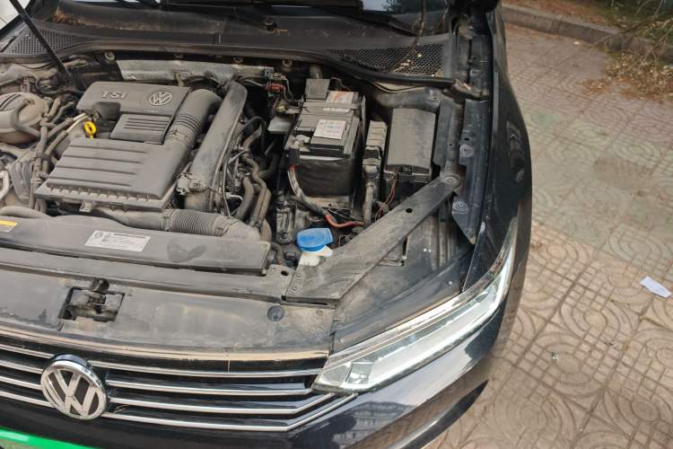 Used Volkswagen Magotan 2019 280TSI DSG Leading Model China V Standard Engine Bay Left