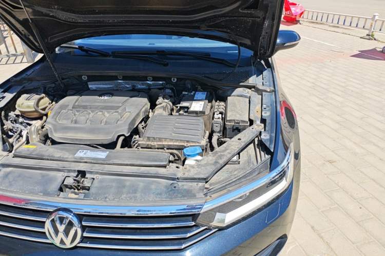 Used Volkswagen Magotan 2019 330TSI DSG Luxury Model China V Standard Engine Bay Left