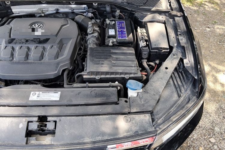 Used Volkswagen Magotan 2019 330TSI DSG Leading Edition China V Standard Engine Bay Left