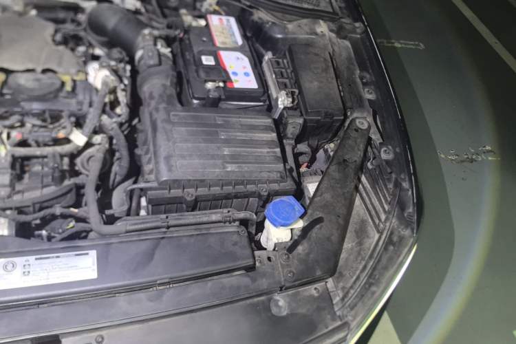 Used Volkswagen Magotan 2019 330TSI DSG Luxury Model China V Standard Engine Bay Left