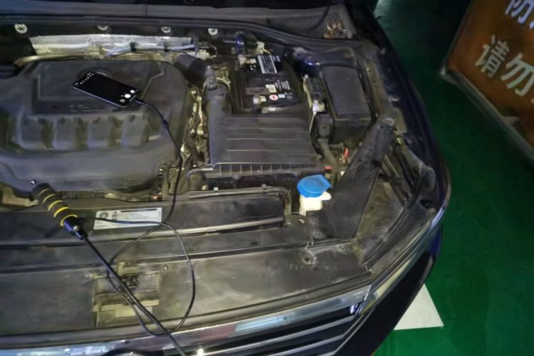 Used Volkswagen Magotan 2019 330TSI DSG Luxury Version China VI Standard Engine Bay Left