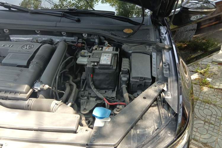 Used Volkswagen Magotan 2019 280TSI DSG Leading Model China V Standard Engine Bay Left
