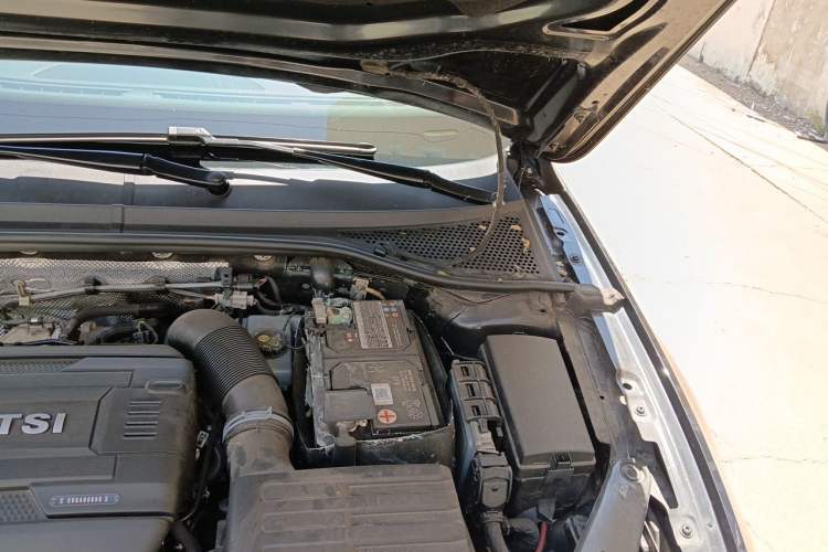 Used Volkswagen Magotan 2019 380TSI DSG Luxury Model China V Standard Engine Bay Left