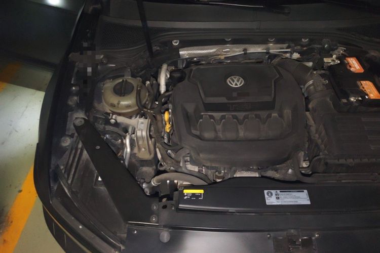 Used Volkswagen Magotan 2019 330TSI DSG Luxury Model China V Standard Engine Bay Right