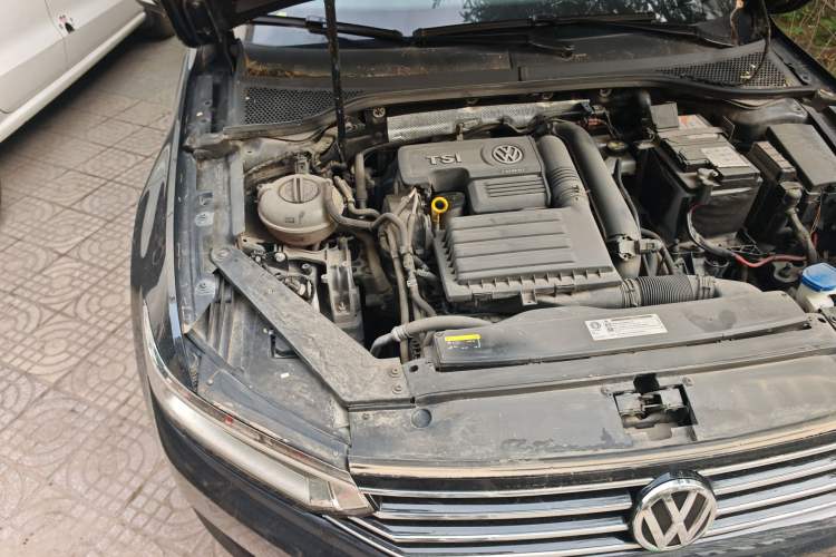 Used Volkswagen Magotan 2019 280TSI DSG Leading Model China V Standard Engine Bay Right