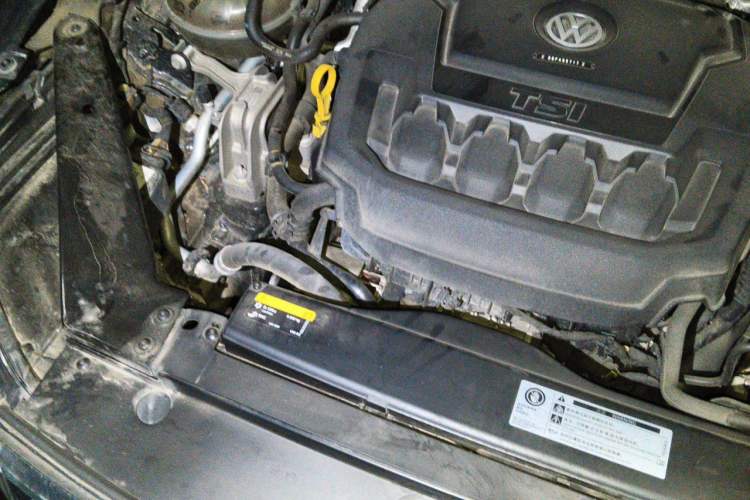 Used Volkswagen Magotan 2019 330TSI DSG Luxury Model China V Standard Engine Bay Right