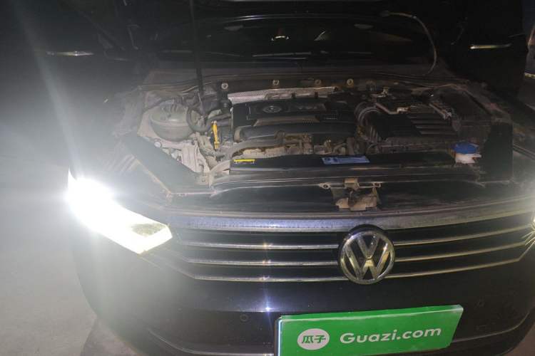 Used Volkswagen Magotan 2019 380TSI DSG Luxury Model China V Standard Engine Bay Right