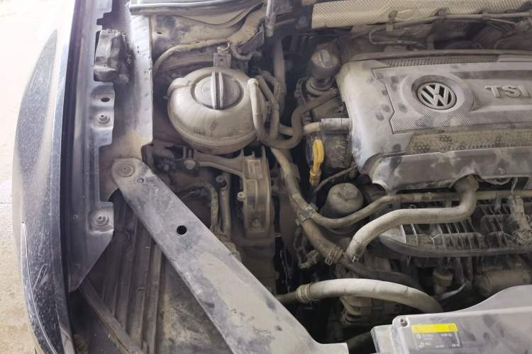 Used Volkswagen Magotan 2019 380TSI DSG Luxury Model China V Standard Engine Bay Right