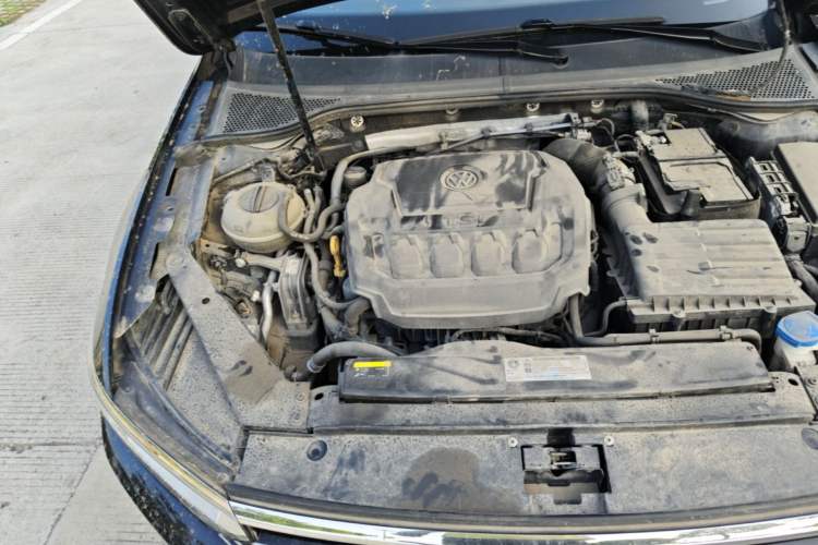 Used Volkswagen Magotan 2019 330TSI DSG Luxury Model China V Standard Engine Bay Right
