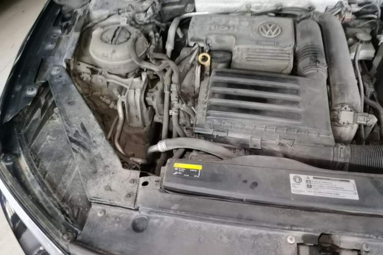 Used Volkswagen Magotan 2019 280TSI DSG Comfort Model China V Standard Engine Bay Right