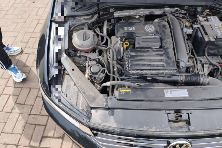 Used Volkswagen Magotan 2019 280TSI DSG Comfort Model China V Standard Engine Bay Right