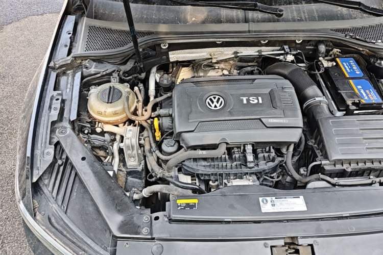 Used Volkswagen Magotan 2019 380TSI DSG Luxury Model China V Standard Engine Bay Right