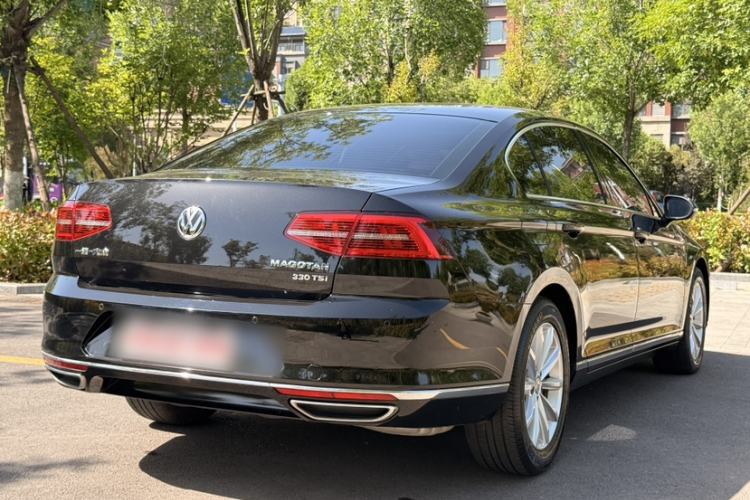 Used Volkswagen Magotan 2019 330TSI DSG Leading Model China VI Standard Exterior 1