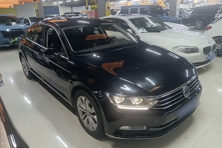 Used Volkswagen Magotan 2019 330TSI DSG Luxury Model China V Standard Exterior 1