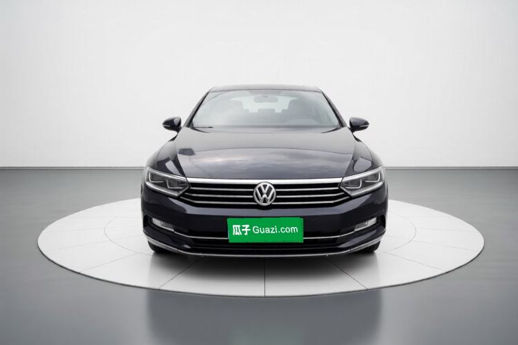 Used Volkswagen Magotan 2019 330TSI DSG Leading Model China VI Standard Exterior 1