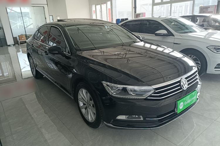 Used Volkswagen Magotan 2019 330TSI DSG Leading Model China VI Standard Exterior 1