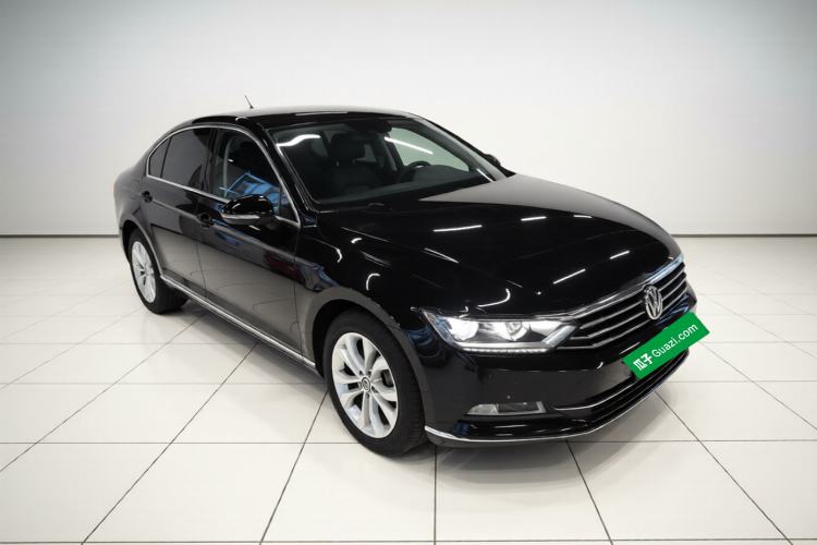 Used Volkswagen Magotan 2019 330TSI DSG Luxury Version China VI Standard Exterior 1