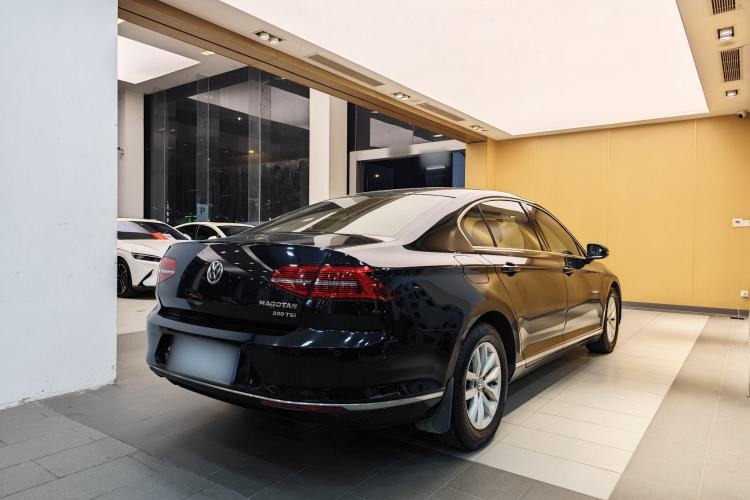 Used Volkswagen Magotan 2019 280TSI DSG Comfort Model China VI Standard Exterior 1