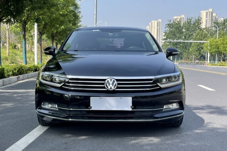 Used Volkswagen Magotan 2019 330TSI DSG Luxury Model China V Standard Exterior 1