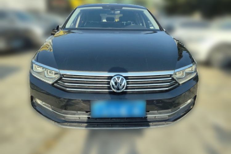 Used Volkswagen Magotan 2019 330TSI DSG Luxury Version China VI Standard Exterior 1